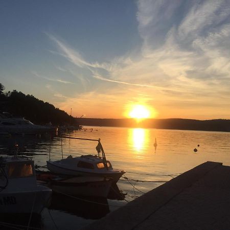 amz AP4 Apartman Jadranovo Kültér fotó