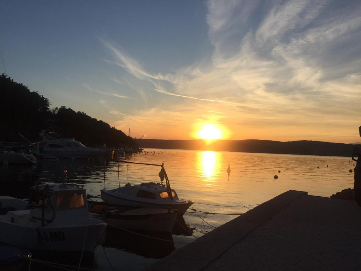 amz AP4 Apartman Jadranovo Kültér fotó